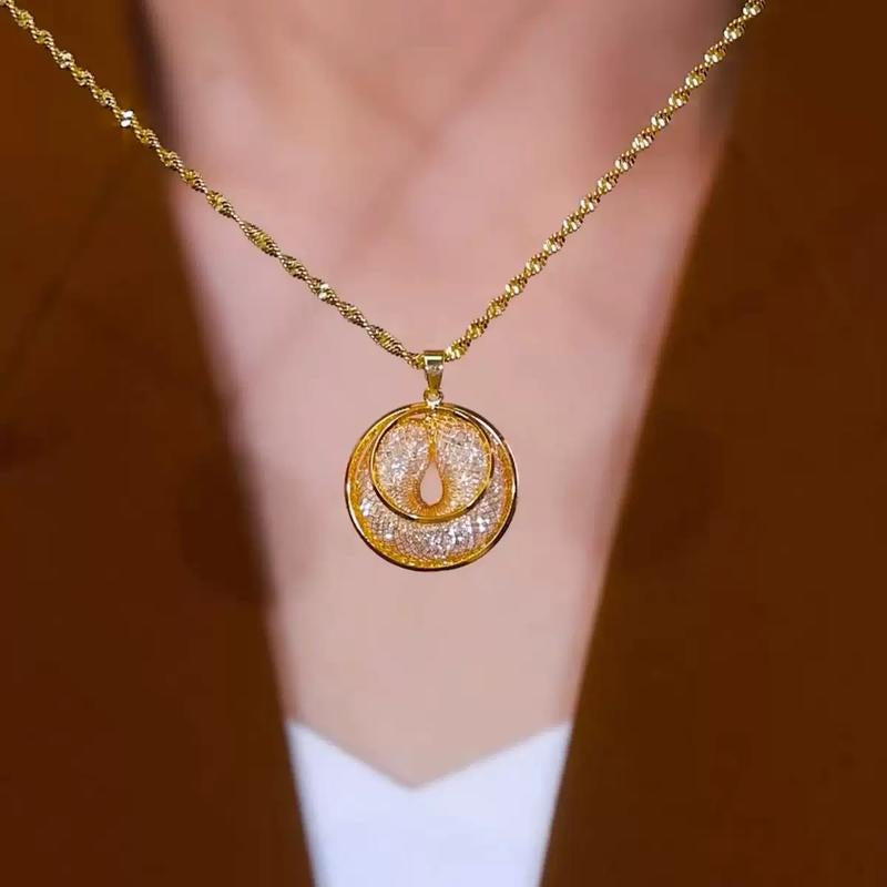 2025 New Crystal Necklace, Micro-Pave round Pendant Short Chain, Chic Elegant Statement Jewelry, Minimalist Collarbone Necklace for Women